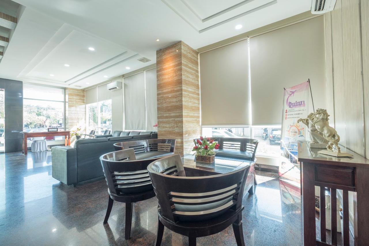 Oyo 1114 Hotel Denpasar Makassar Eksteriør billede